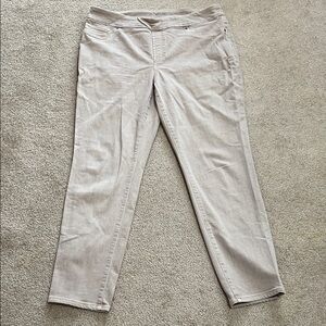 Chico’s Beige Straight-Leg Jeggings